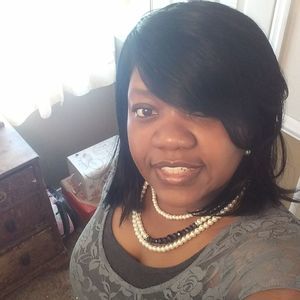 Meet your Posher, Pamela